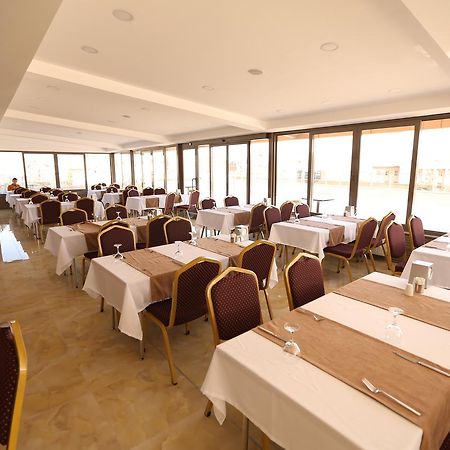 Iyaspark Hotel Isparta Ngoại thất bức ảnh